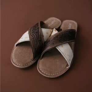 ROPER DELANEY TOOLED LEATHER SANDALS